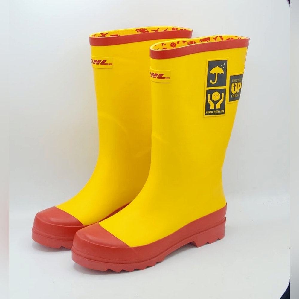 RARE AUTHENTIC DHL COLLECTIBLE Branded Yellow & Red Rubber Rain Boots Size 8